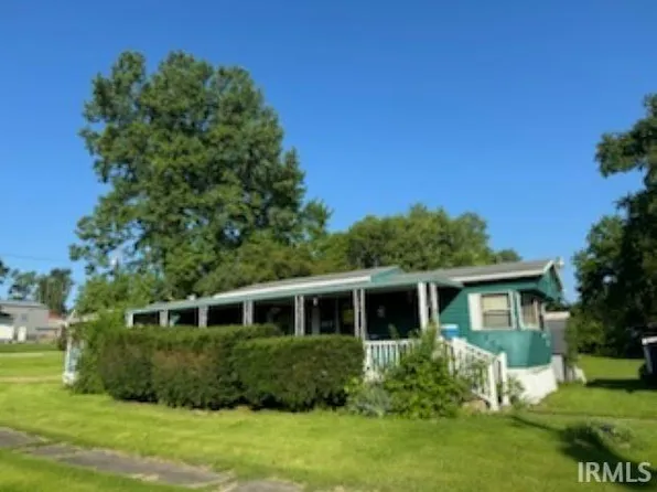 207 S 1st St, Francisco, IN 47649