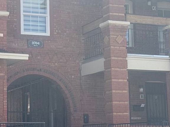 2nd image of 3704 Rivera Ave #B