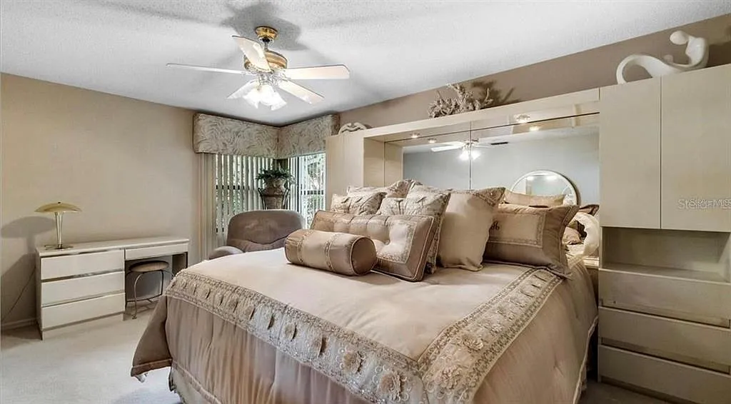 3 bed, 2.0 bath, 1723 sqft, $2,750 — Photo 3
