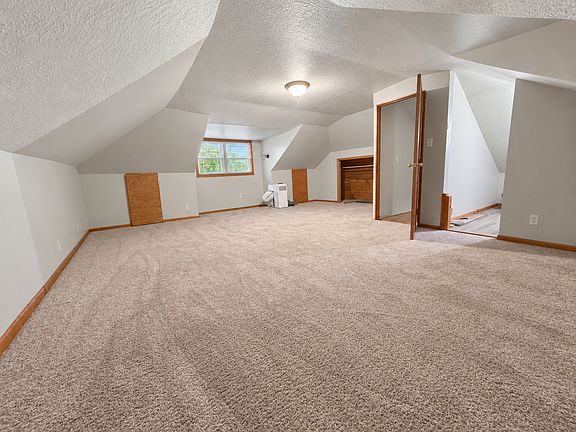 3rd image of 406 E Main St