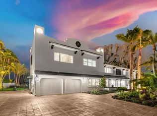 16895 1st St E, North Redington Beach, FL 33708