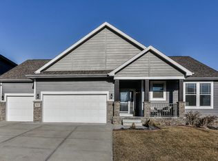 8602 N 171st St, Bennington, NE 68007