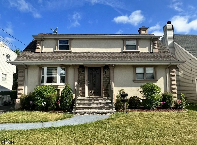 231 Falmouth Ave #1