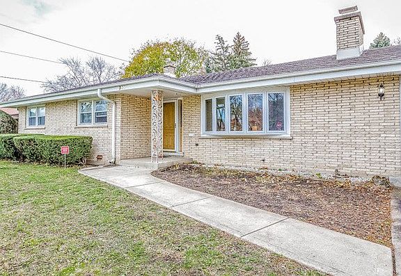 2nd image of 311 Diana Ct