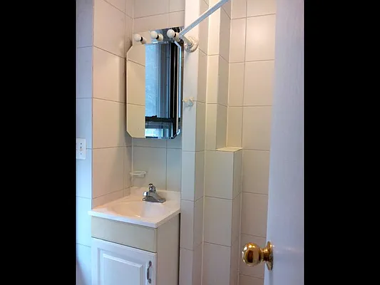 Rented by Authentic Realty | media 8