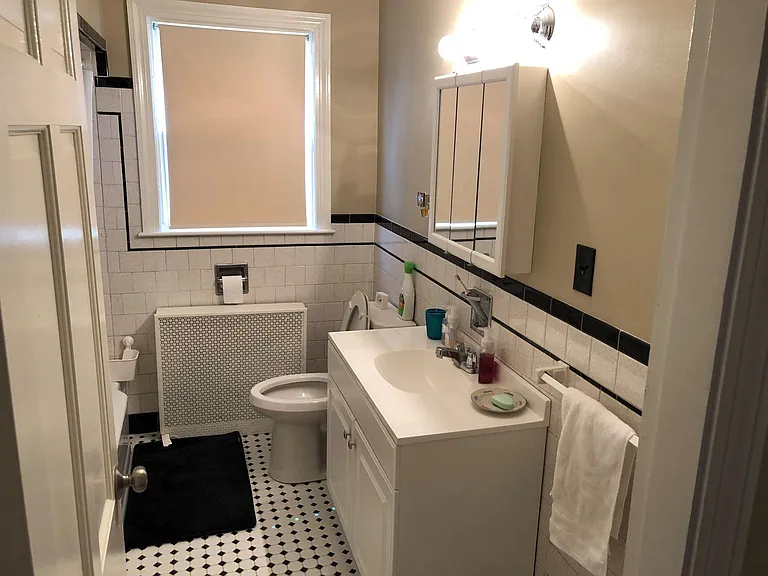 54 Monroe Ave #1 — Photo 10