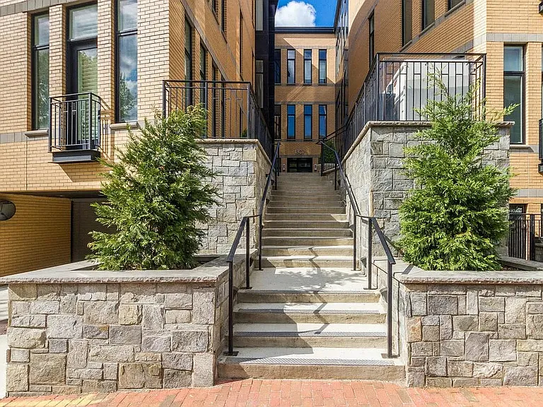 1307 Clifton St NW #44 — Photo 2