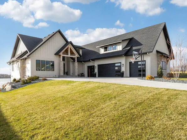 25602 Cedar Ln, New Prague, MN 56071