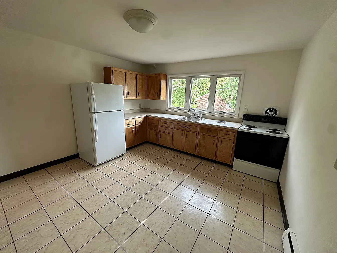 Raritan Rd, Clark — Photo 1