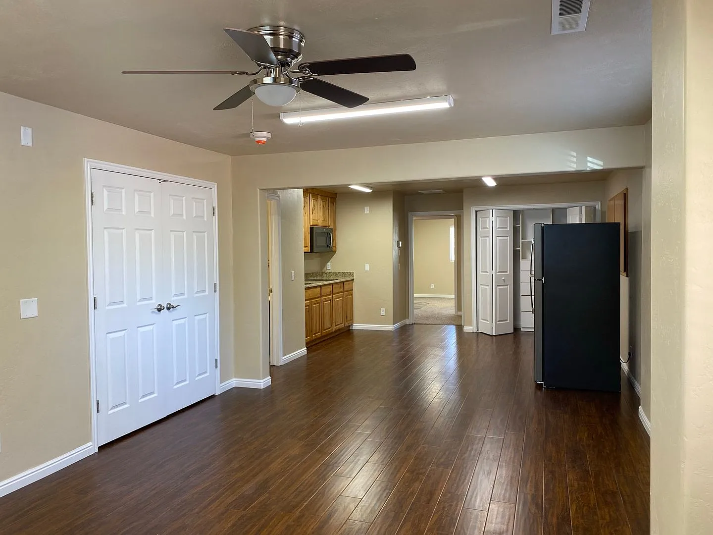 Canyon Street Apartment U100 **Utilities Included** — Photo 2