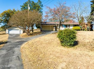 5890 Loudon Ridge Rd, Lenoir City, TN 37771