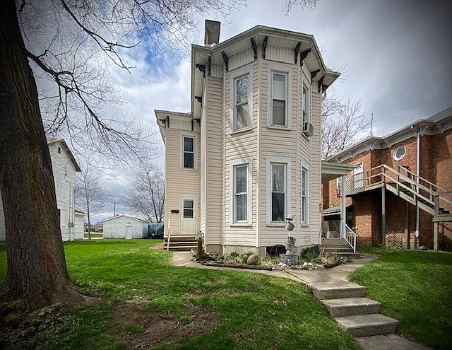 1st image of 432 Washington Ave #1