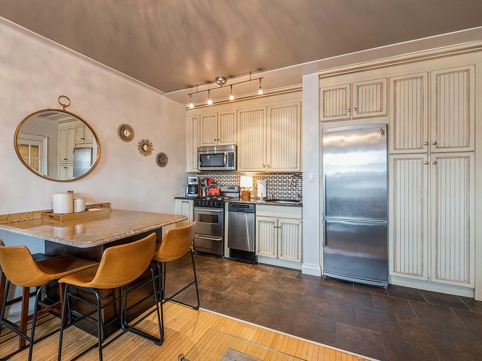 1st image of 460 Ovington Ave APT 2B