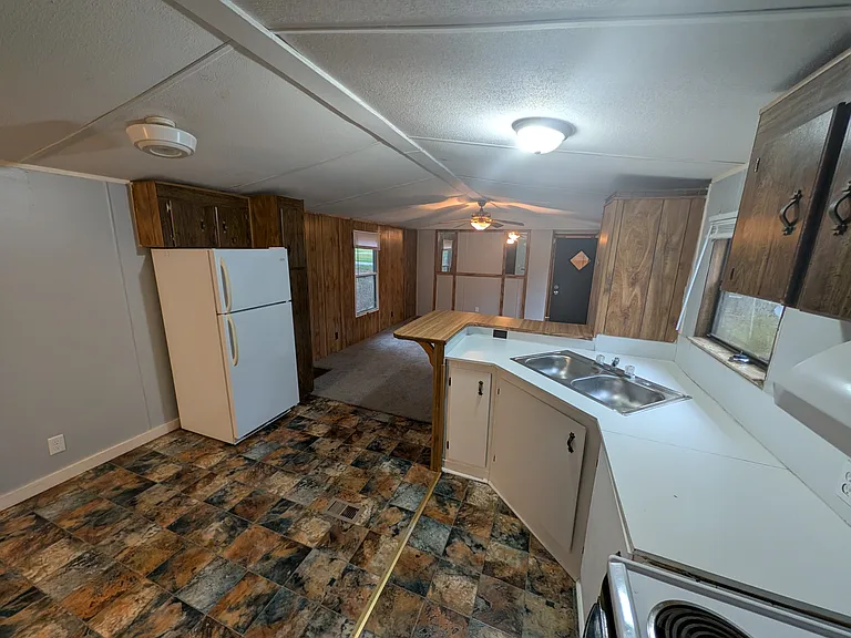 233 Ransdell Ln — Photo 3