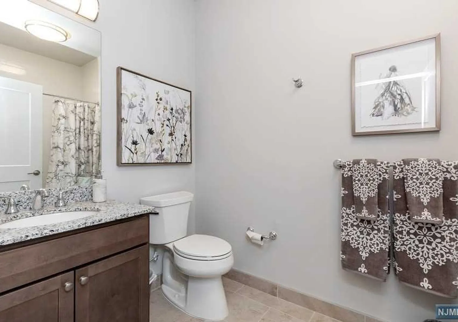 The Grande Saddle Brook — Photo 4