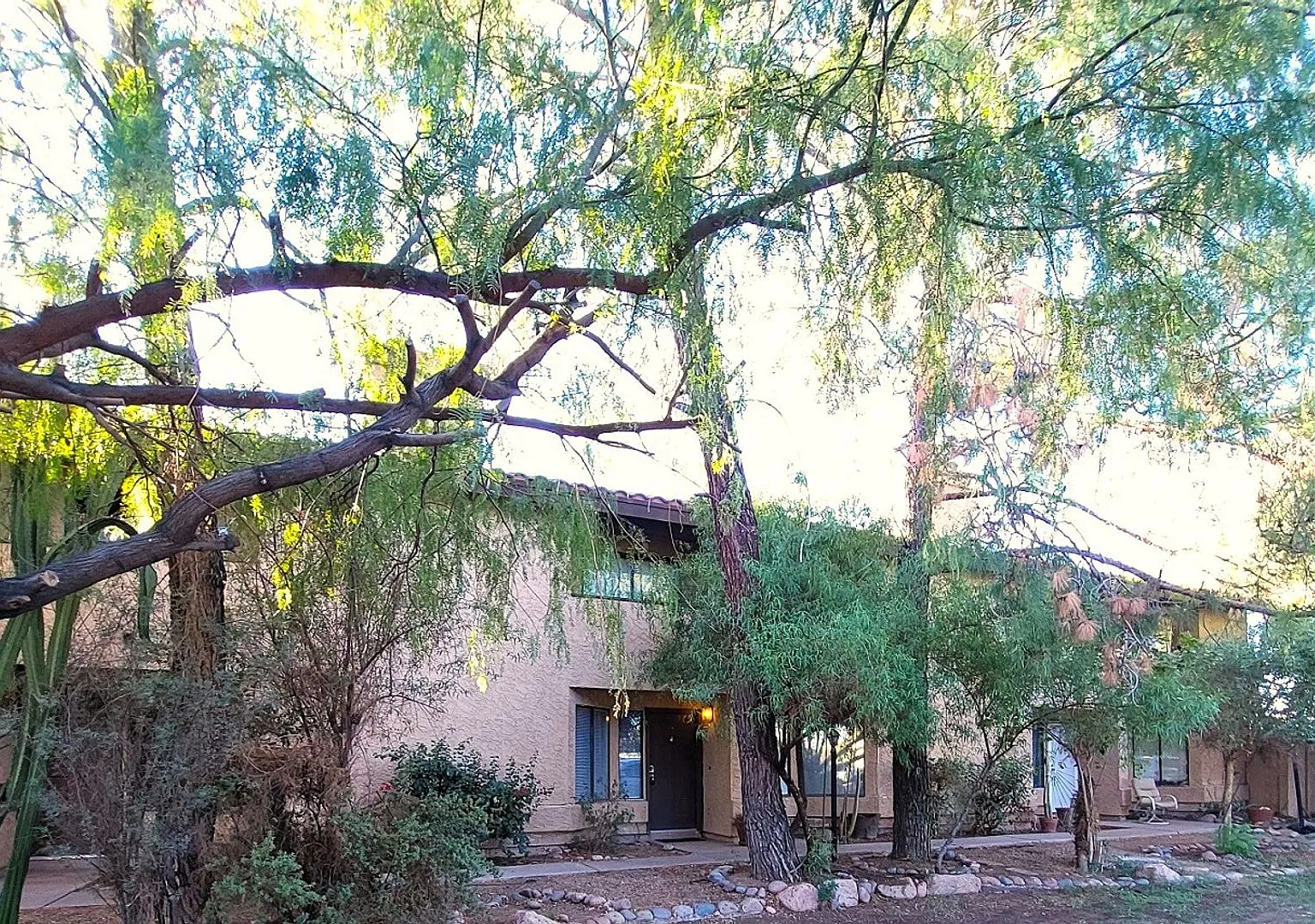 Affordable Town Home In Tempe!! — Photo 1