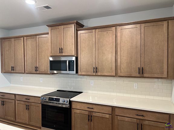 5th image of 811 Brittany Nichole Ct Lot 134