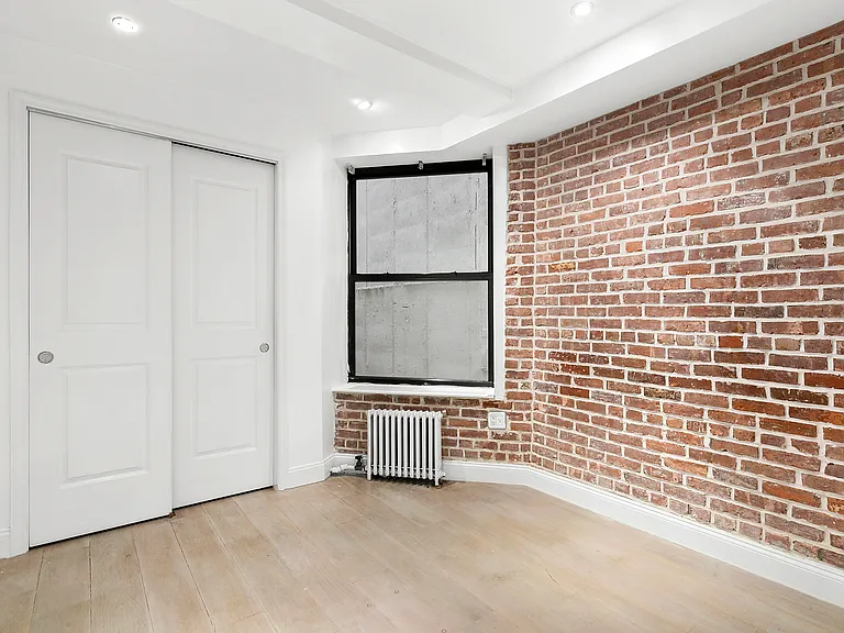 41 W 24th St #7F — Photo 11