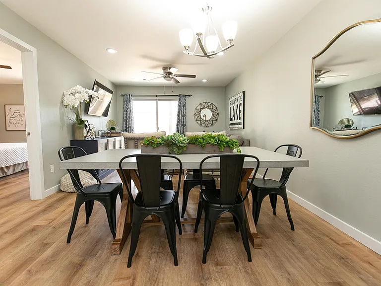 104 Cove E #103 — Photo 11