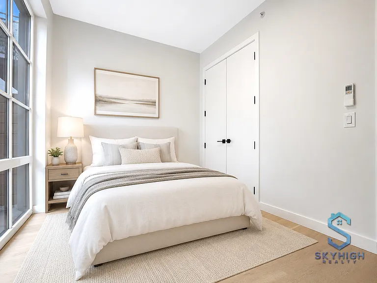 37-25 32nd St #5B — Photo 9