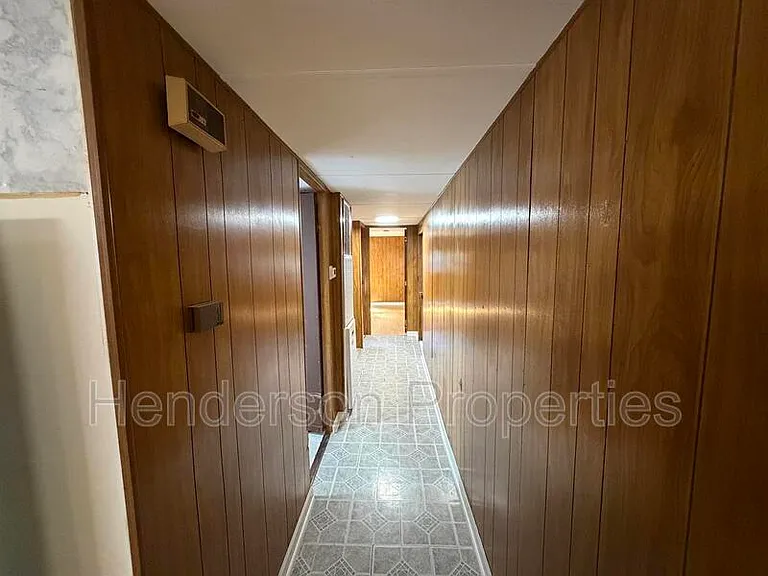 733 Indian Hill Rd — Photo 12