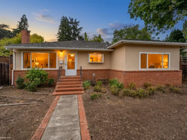 409 Lincoln Street, Healdsburg, CA 95448