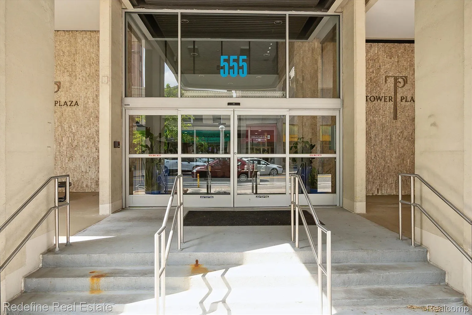 555 E William St APT 14A photo 1