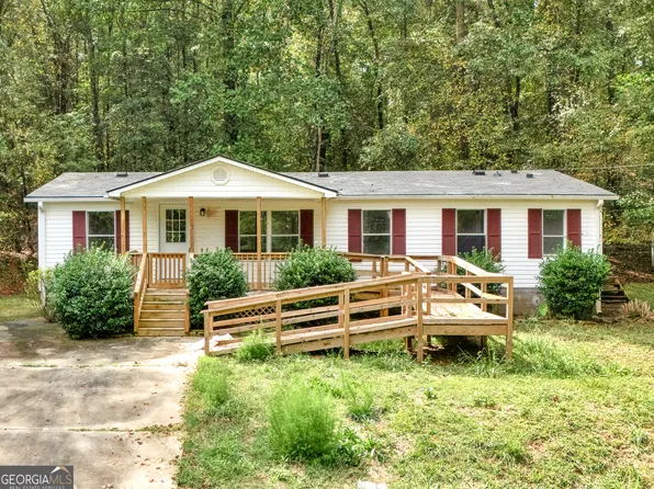 142 Water Oak Dell Dr, Lavonia, GA 30553
