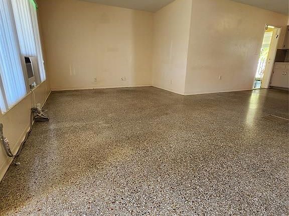 3rd image of 2707 NE 32nd St #2