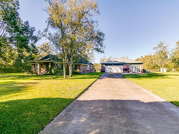 3rd image of 18526 Avenue A