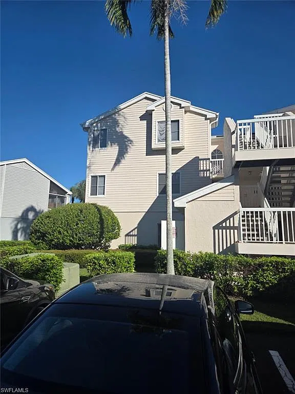 2651 Citrus Lake Dr — Photo 1