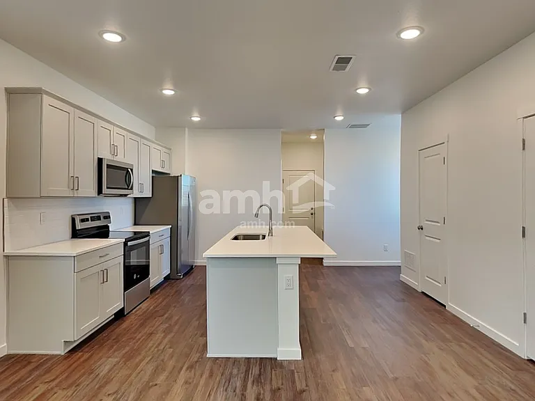 23484 E 2nd Pl — Photo 4