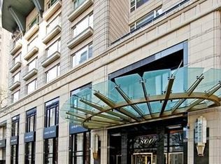 800 N Michigan Ave APT 4903, Chicago, IL 60611