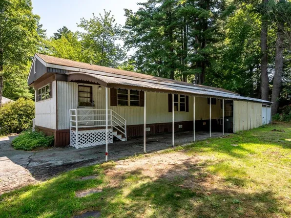 4 Vindale Road, Hooksett, NH 03106