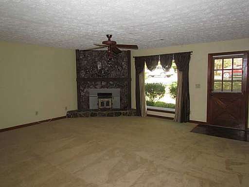 4th image of 4500 Jamerson Forest Pkwy