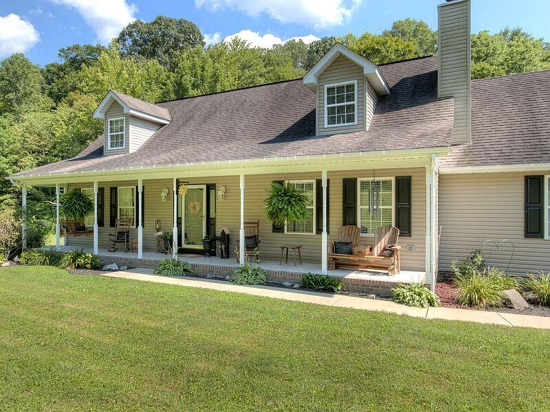 1st image of 101 Whippoorwill Woods