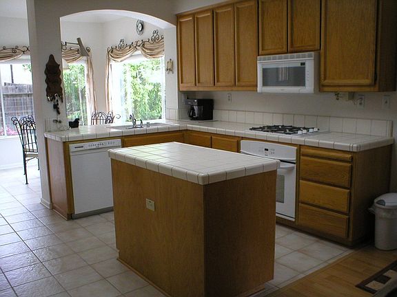 3rd image of 4313 Escambia Ct
