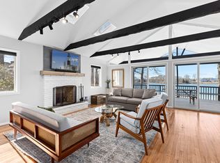 9 Doris Ln, Southampton, NY 11968