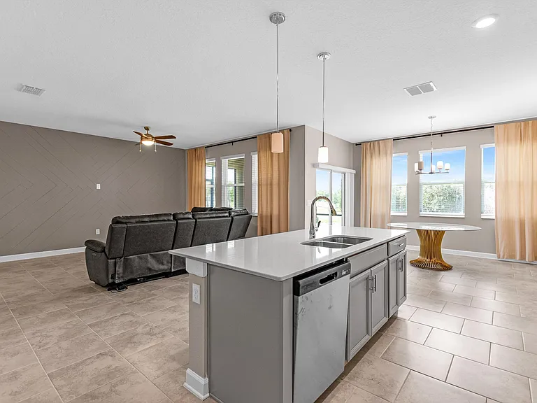 8833 Bethpage Ln — Photo 10