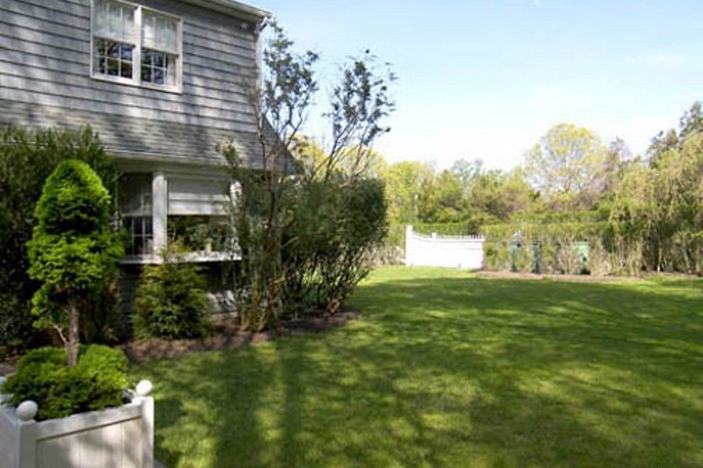 789 Accabonac Rd in East Hampton Out East