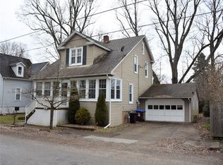 185 S 2nd St, Conneaut Lake, PA 16316