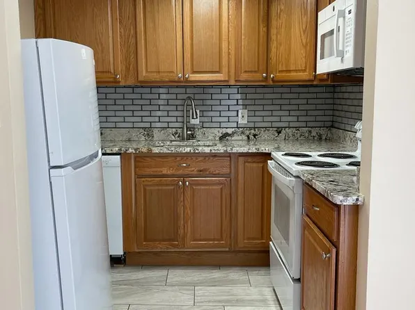 815 N Jackson St APT 2, Wilmington, DE 19806