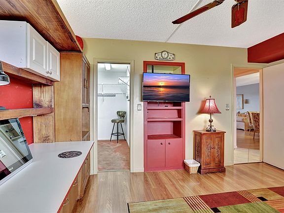 5th image of 3403 Bimini Lane #L-4
