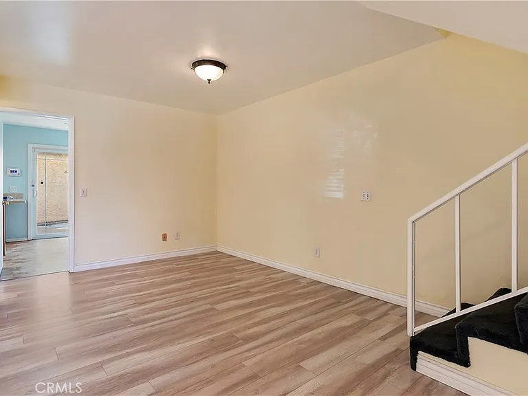 8707 Cedros Ave #7 — Photo 7