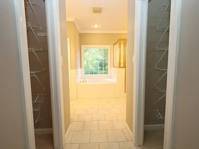 1054 Ridge Rd — Photo 19