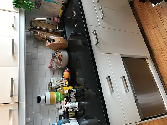 Rented by Minetta Lane Realty Corp | media 18