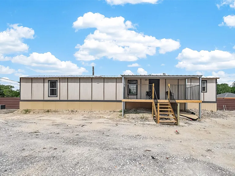 12911 Unison Rd — Photo 2