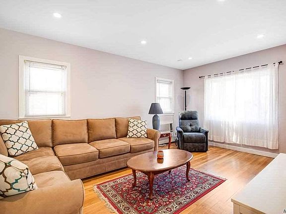 5th image of 80-16 251st St #80-16