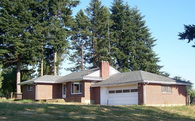 Exterior Front / Brick