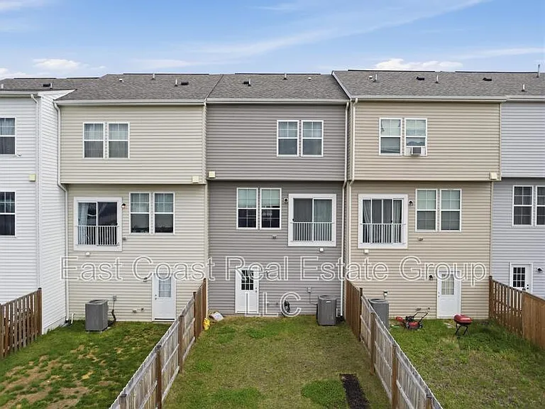 22 Kirby Ct — Photo 29